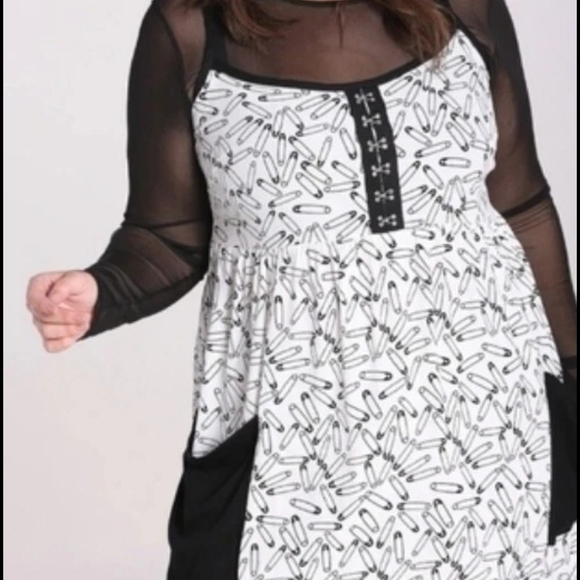 Hell Bunny Safety Pin Dress - Picture 3 of 8